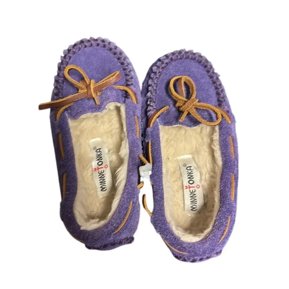 Minnetonka purple suede leather tie Sherpa lined slippers size 6 casual Gorpcore